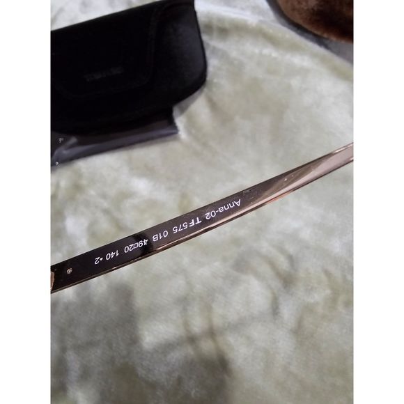 Tom Ford sunglasses with case - Picture 7 of 8